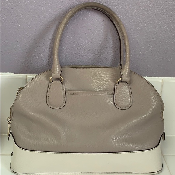 Coach purse - Picture 4 of 6